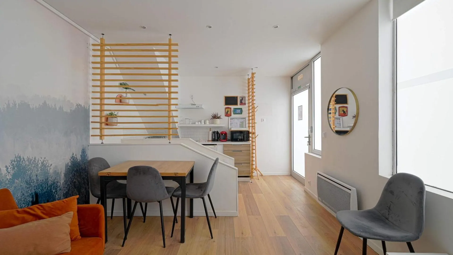 Charming Duplex Studio For Four باريس شقة